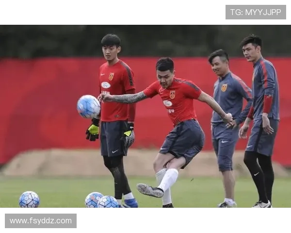 北京足球队比赛经验引发热议球迷观点各异争论不断