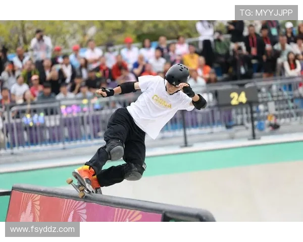 成都滑板队灵活性引发热议运动文化的碰撞与思考