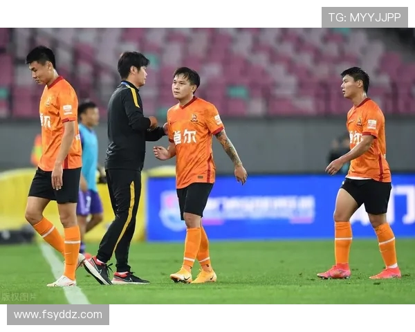 武汉篮球队技术实力大幅提升引发关注创新高成就令人瞩目 武汉篮球队技术实力大幅提升引发关注创新高成就令人瞩目